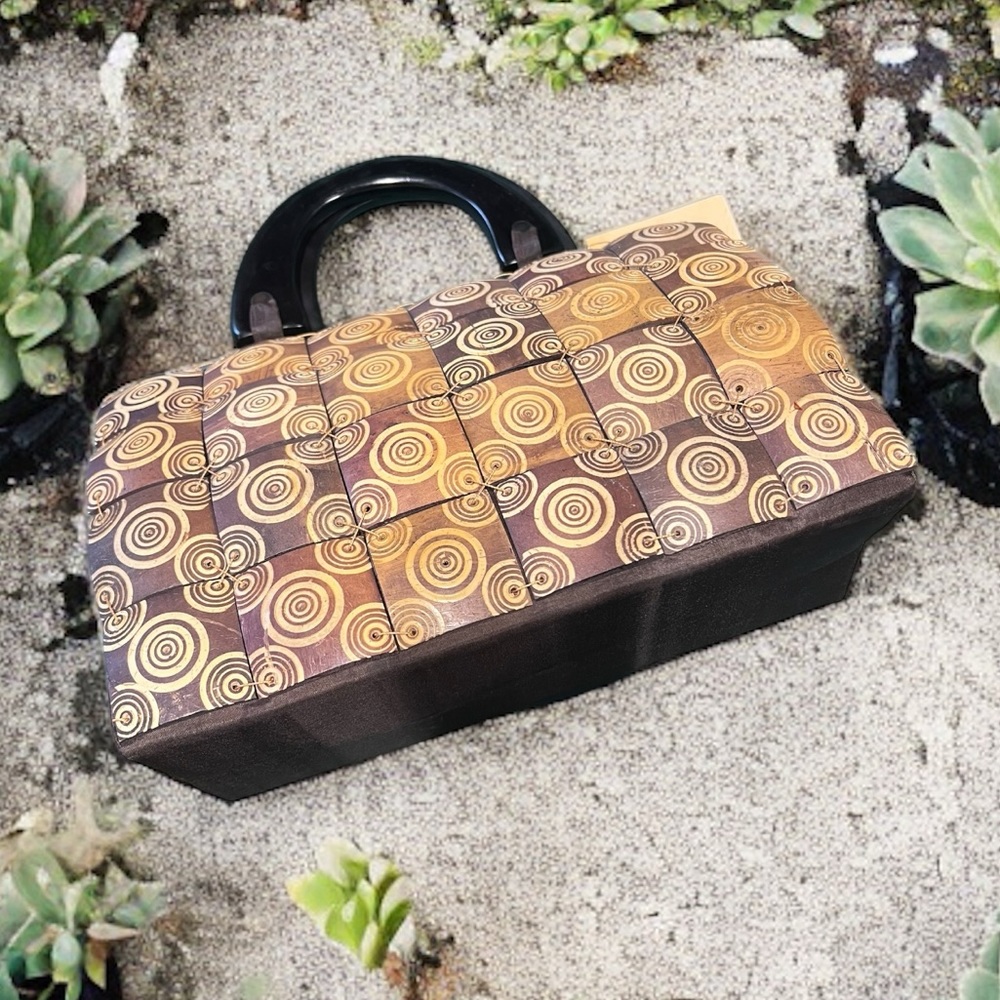 3/$15 *NWT* Wayan Natural Wear Coconut Shell Large Hand Bag
